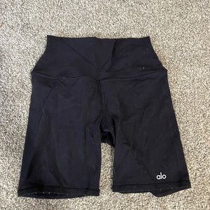 Alo biker shorts